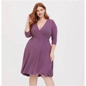 Torrid Midi Hacci Mauve/Purple Wrap Plunge Neck 3/4 Sleeve Flowy Dress
